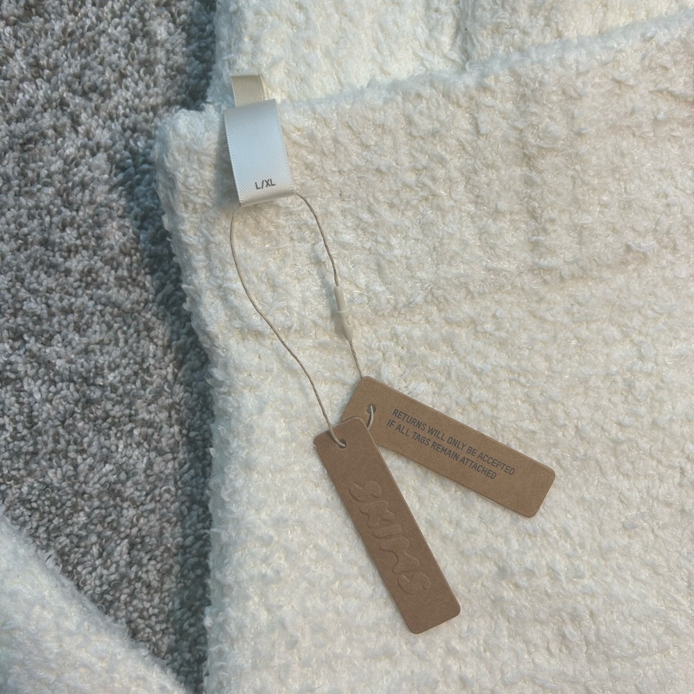 SKIMS Cozy White Boulce Pants NWT - Picture 2 of 9
